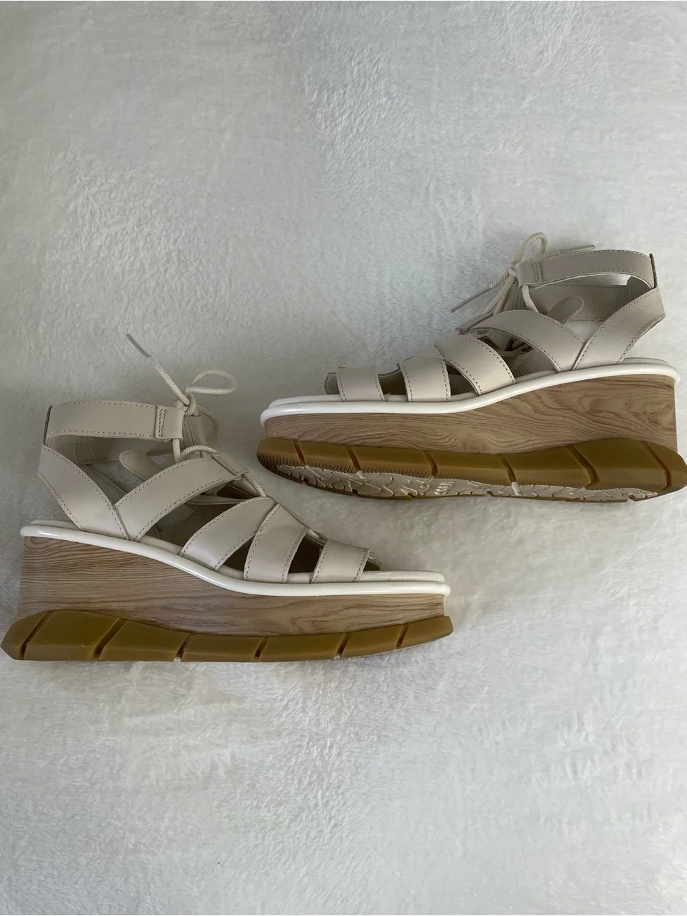 Sorel Joanie III Chalk White Platform Sandal Size 9
